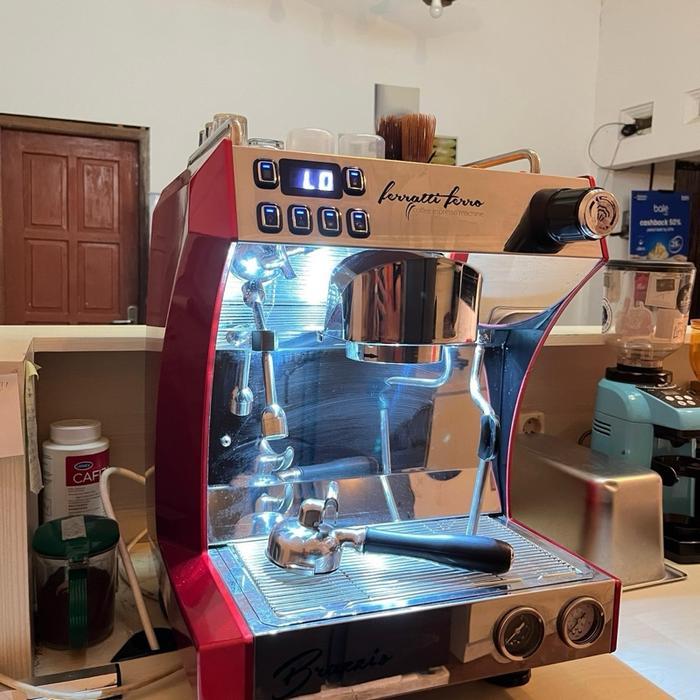PROMO SPESIAL RAMADHAN Ferrati Ferr Espresso Mesin Espresso Ferrati Ferro Brazzio dengan Desain Mode