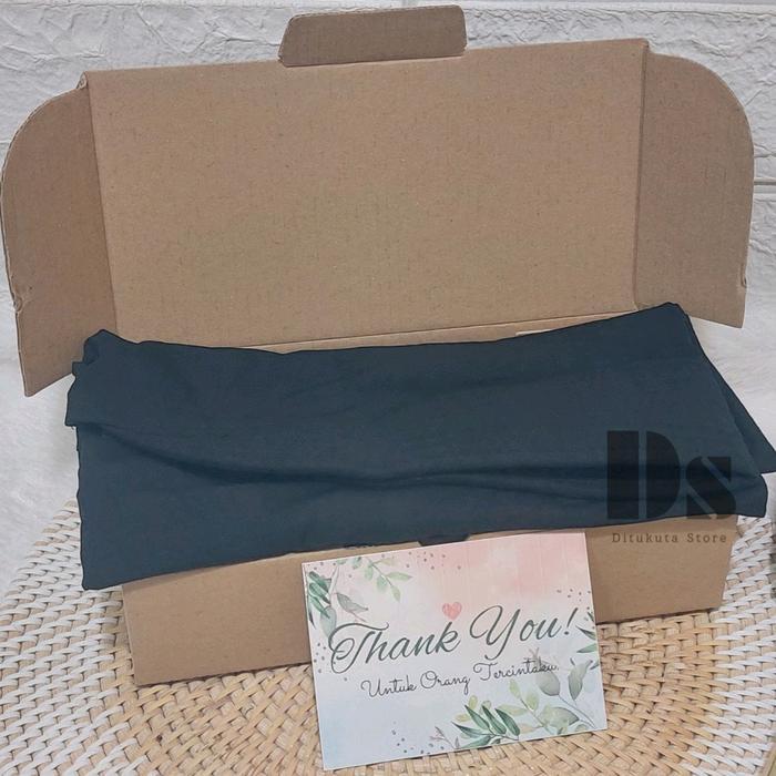 BERGO SPORT PENDEK HIJAB OLAHRAGA BY DASYA - HITAM