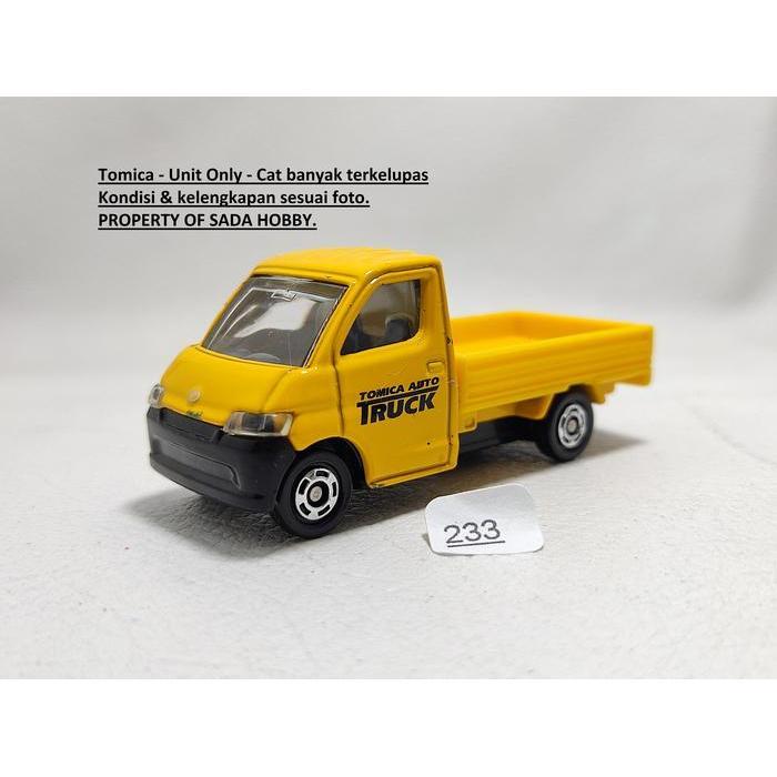 Tomy  No 97 Toyota Town Ace Daihatsu Gran Max Pickup Kuning Tomica Diecast Miniatur