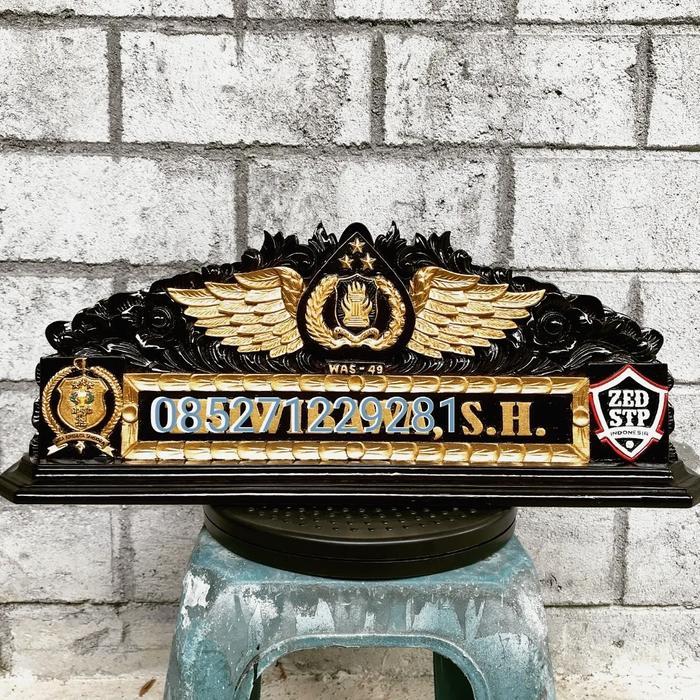 papan nama kayu / papan nama ukir / papan nama meja kantor