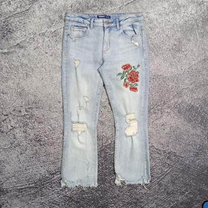 Celana panjang jeans ZARA BASIC Z1975 DENIM ripped murah size 32