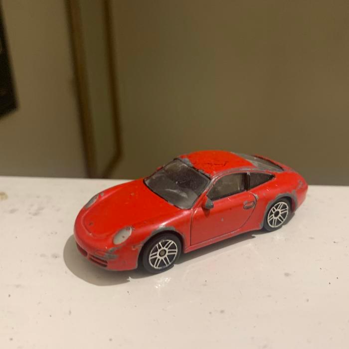 Realtoy Porsche 911 Carrera merah loose junk b 2ND