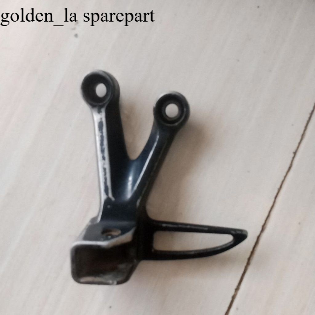 step pijakan kaki belakang kiri satria fu original copotan motor