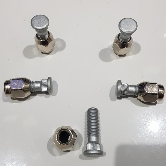 Mur Baut Roda Set Avanza Xenia Veloz Rush Terios Gran Max Luxio ASLI best