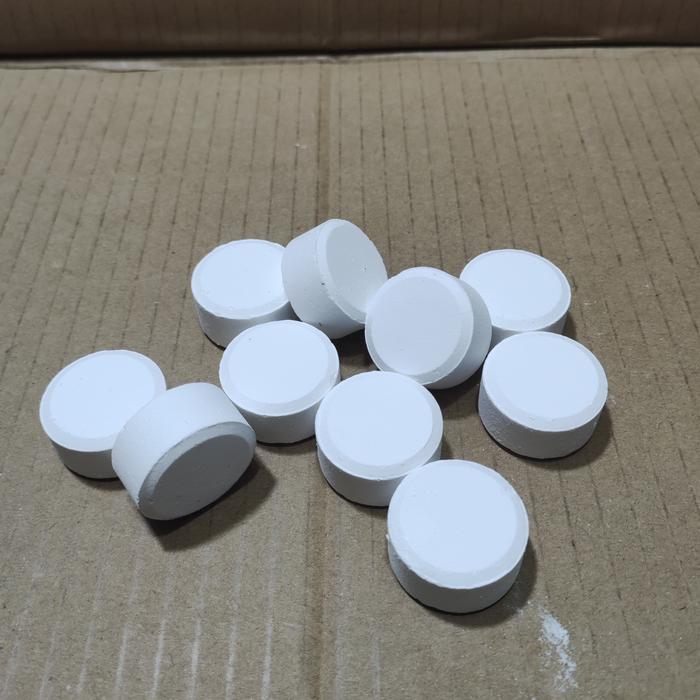 Kaporit tablet- chlorine ( penghilang bau air sumur bor)