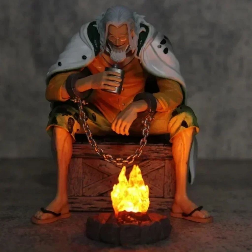 Action Figure One Piece Silvers Rayleigh Duduk  Besar 15cm Luminous Edition Pvc Anime