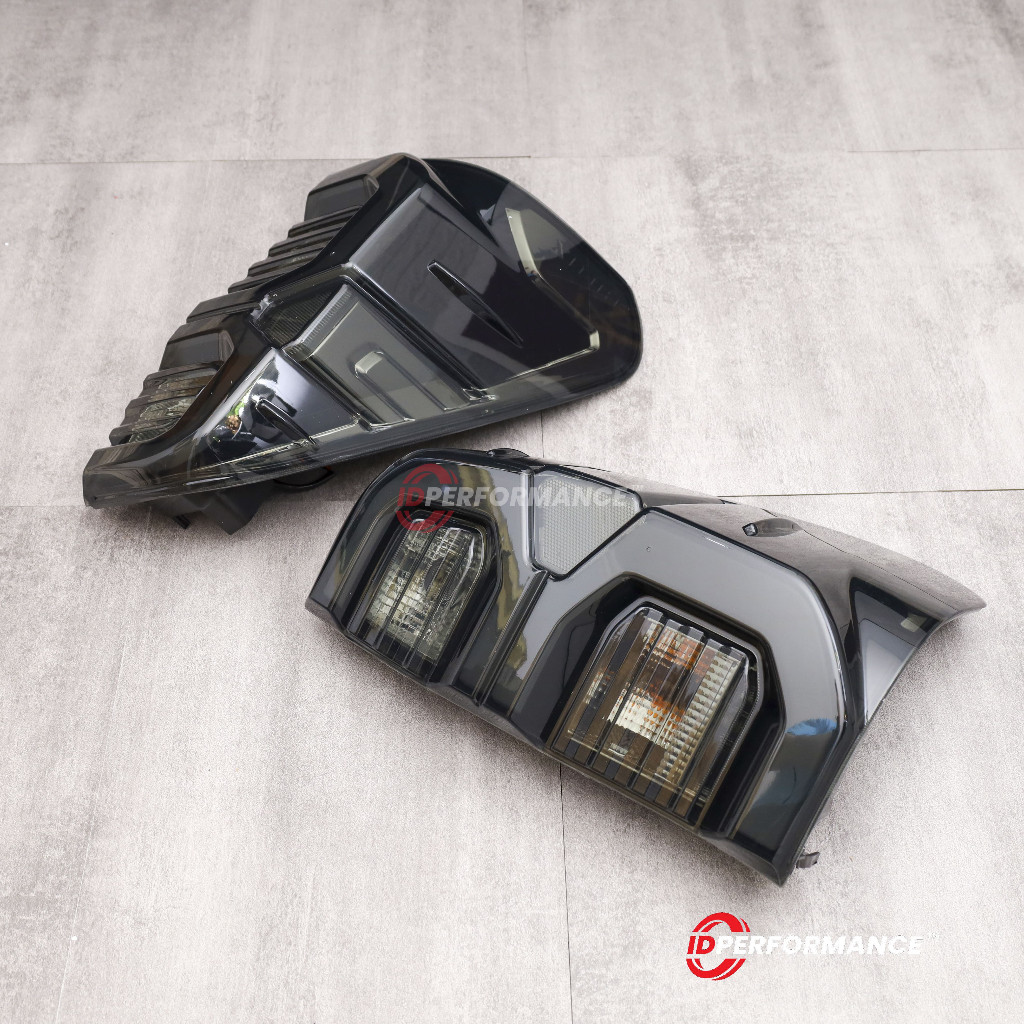 Mega sale STOPLAMP HILUX REVO SMOKE WELCOME LIGHT 2015-2025