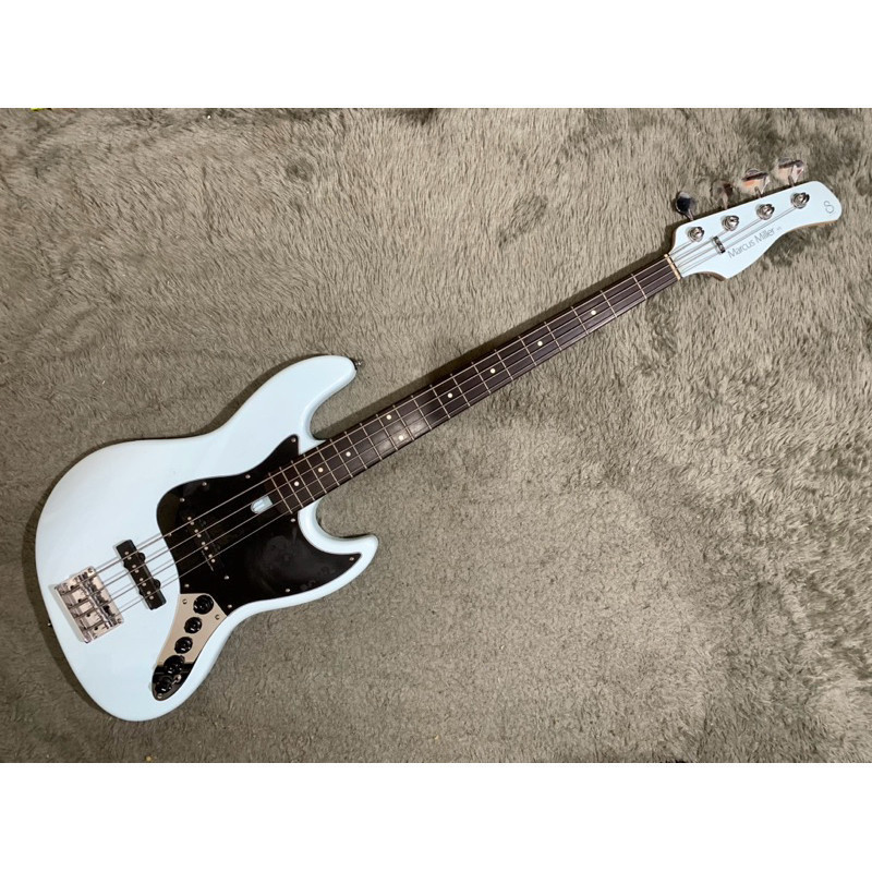 Bass Sire Marcus Miller v3 Jazzbass