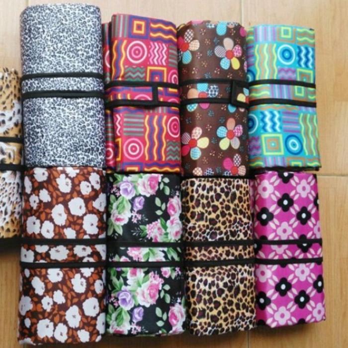 Tikar lipat tikar piknik anti air