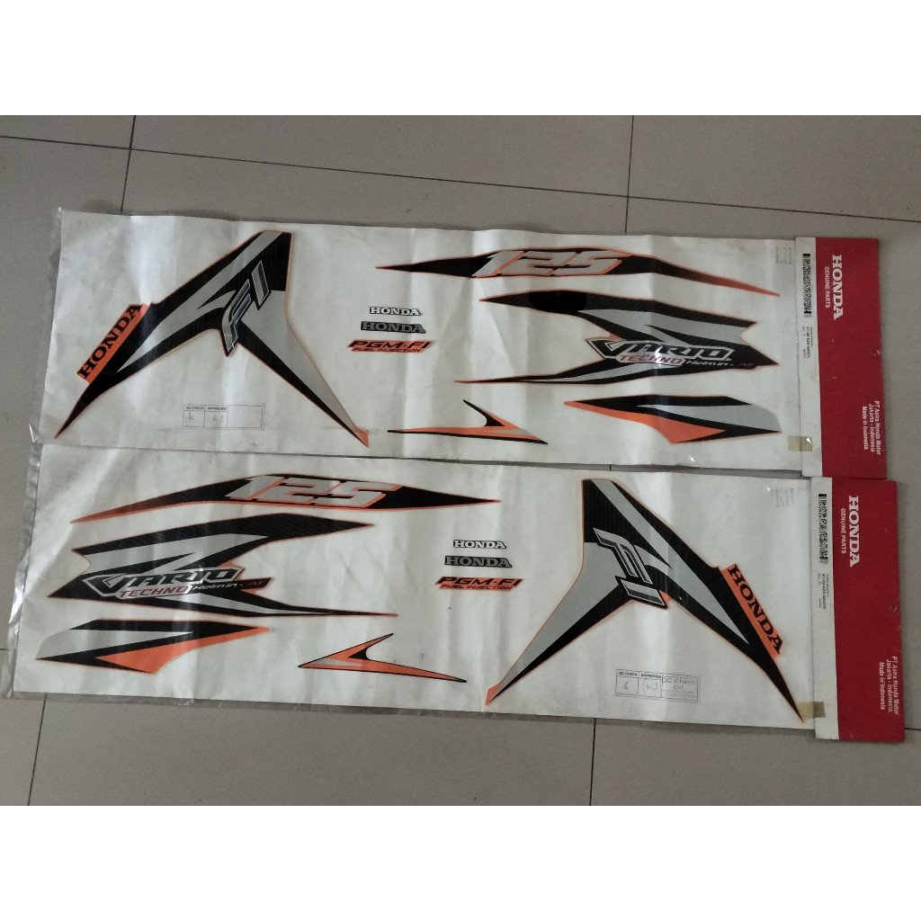 1 SET STRIPING HONDA VARIO  871X0KZR600ZCL DAN  871X0KZR600ZCR