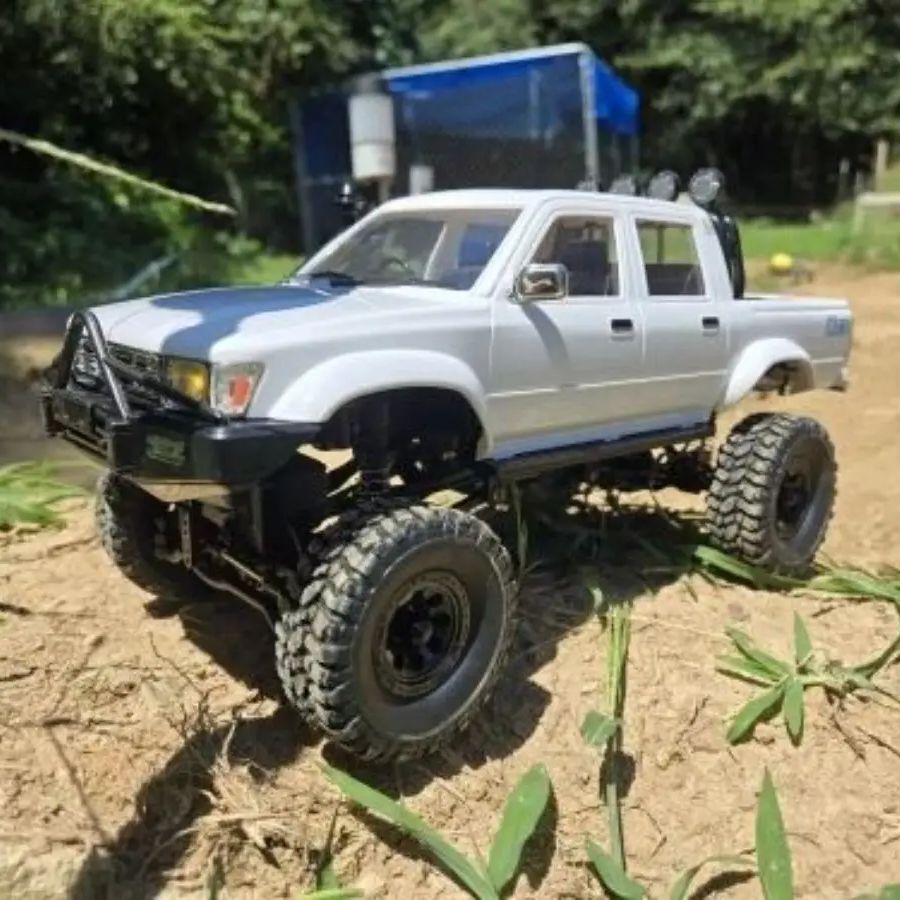 WPL C64-1 C24 RC Car SUV Truck WPL Remote Control Car RC Crawler Off-road Car Buggy Moving Machine C