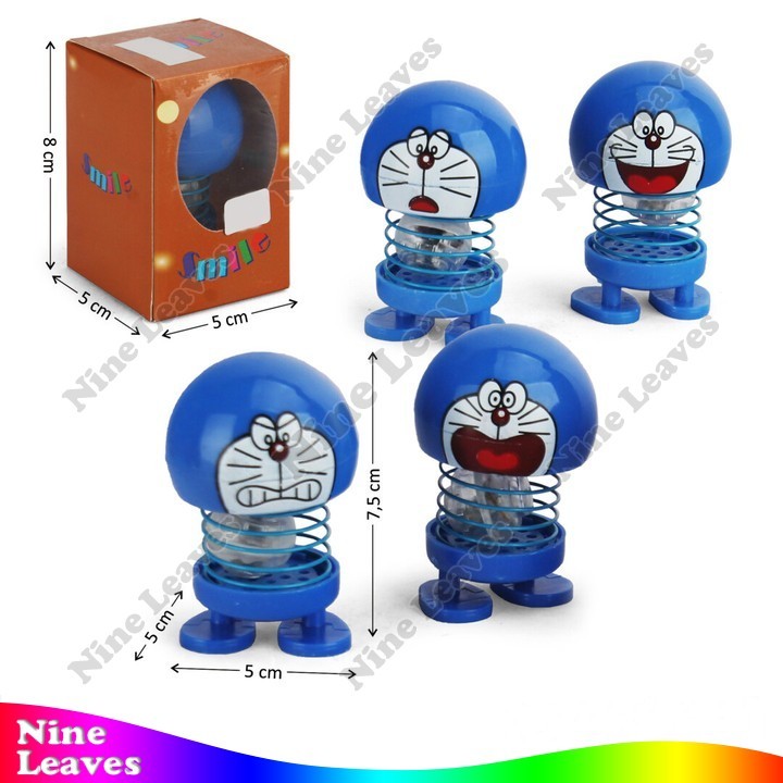 Pajangan Mobil Spring Doll Karakter Doraemon LED Smile