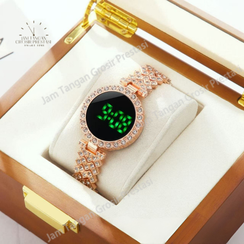 Jam Tangan Digital Wanita dengan Tampilan Digital dan Rantai Elegan Layar Super Besar Touch Screen