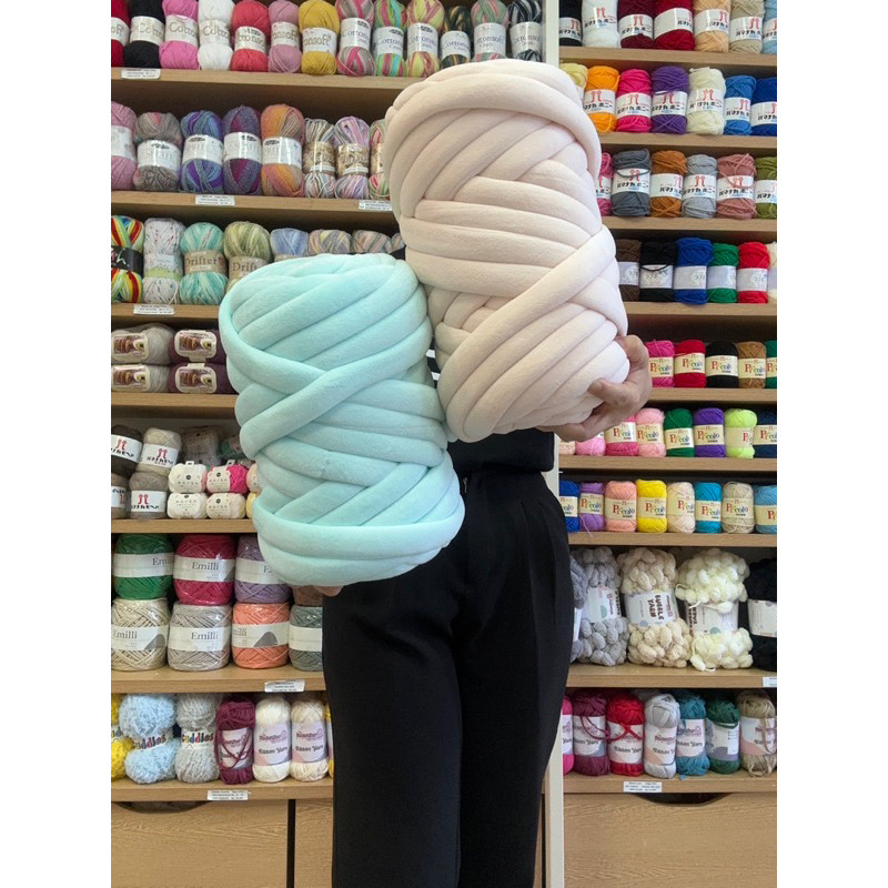 NEW Benang jumbo velvet yarn