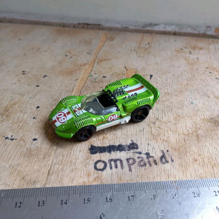 Mainan Anak hot wheels  chaparral 2 mattel Loose