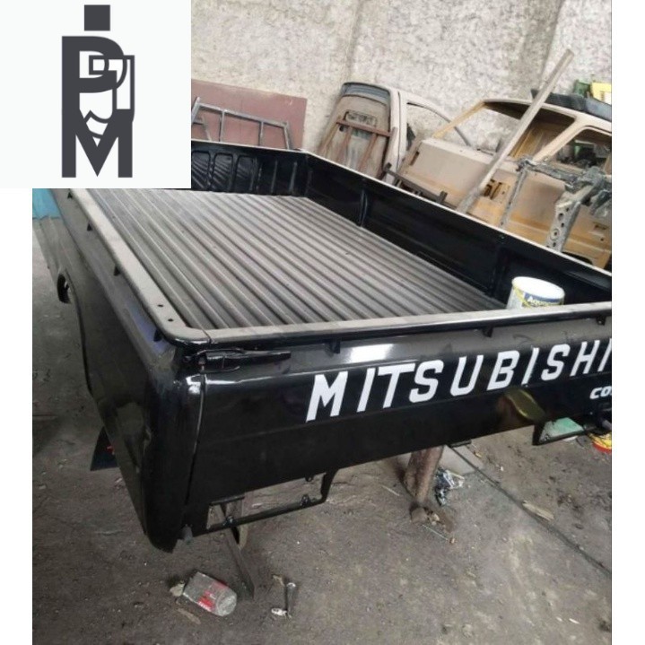 BAK MITSUBISHI L300 HITAM