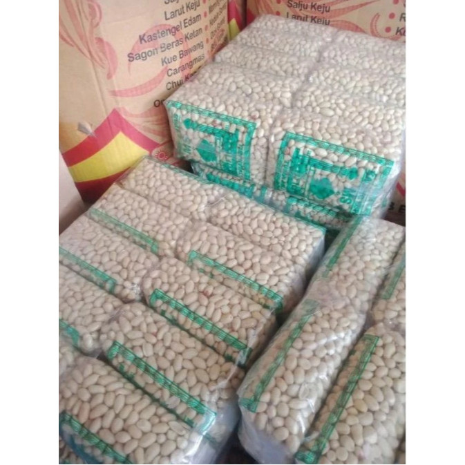 Paket 1 Ball (10 Pack) Kacang Tanah Mentah Kupas Asli Tuban isi 350 gram Cap Berkah Kualitas Terjami