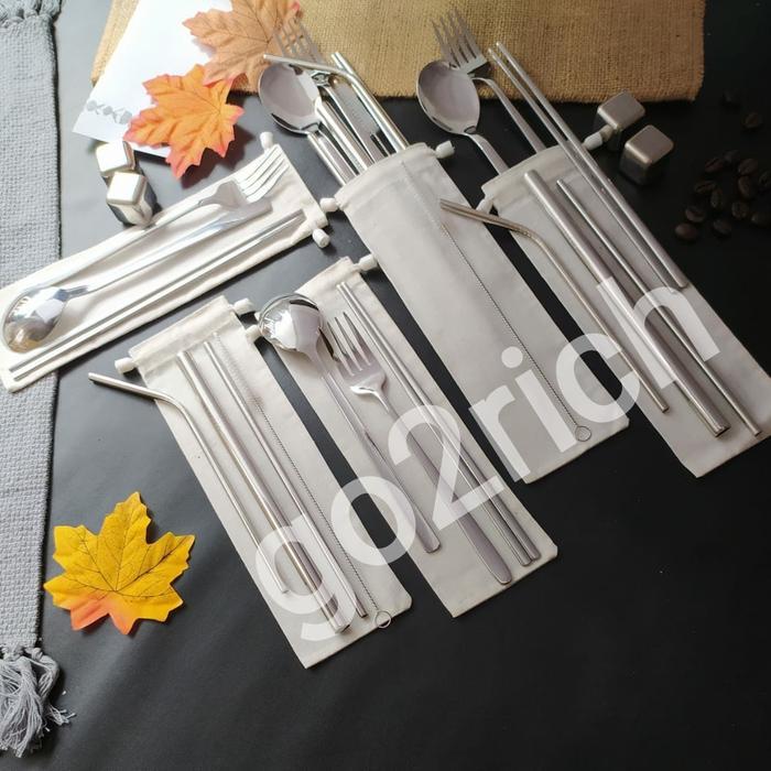 Sendok Set Sendok Korea Set Garpu Sumpit Sedotan Stainless Set Pouch