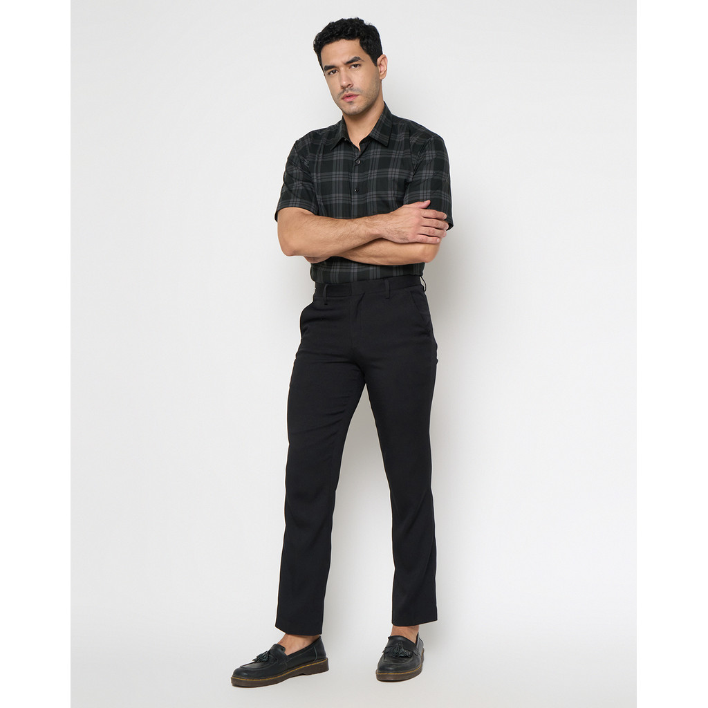 Gianni Visentin Celana Panjang Pria Regular Fit Hitam - 2148
