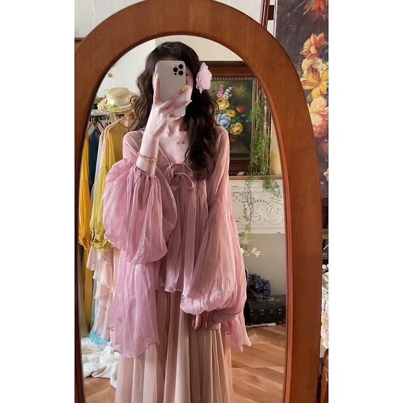 VELVANA COD Set Atasan Dan Rok Berwarna Pink Yang Segar, Cantik, Awet Muda, Dan Menawan.