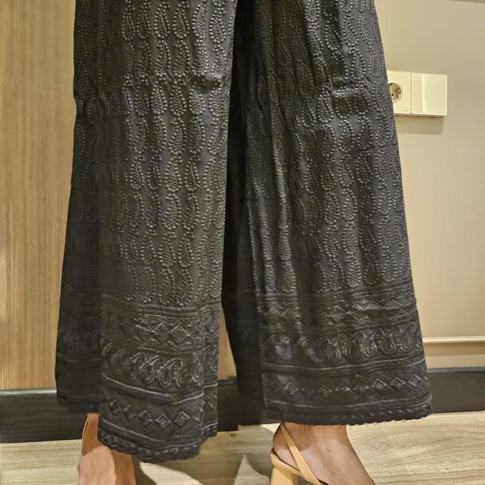 Celana Semi Palazzo Katun Rayon Bermotif Pasley - Celana India - Hitam