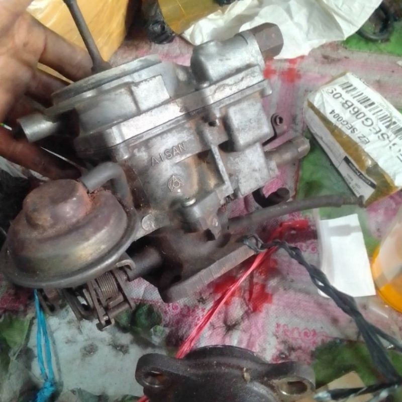 karburator karbu Toyota kijang 5k barang asli original copotan masih normal,,