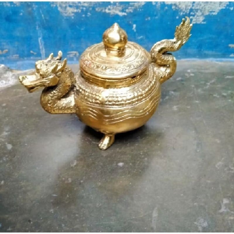 Cupu asbak naga kuningan