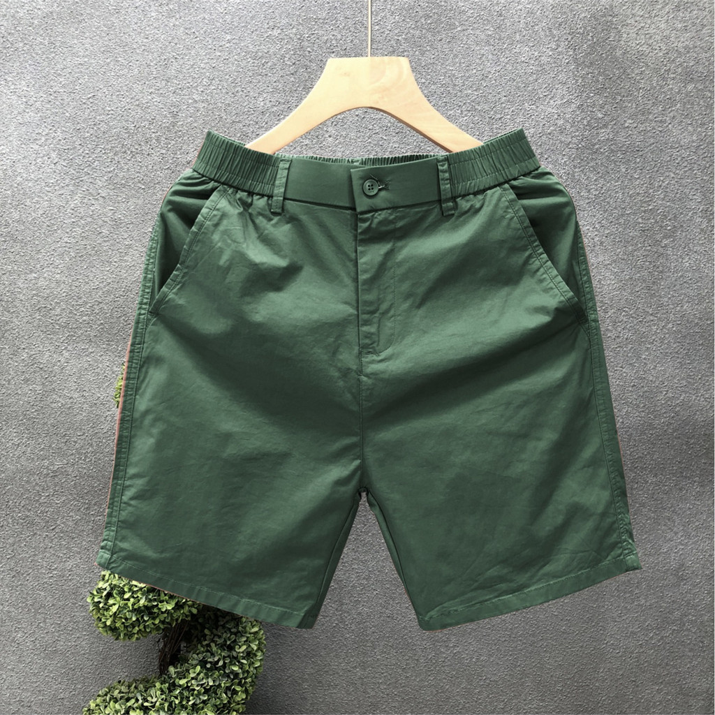 Celana pendek kasual pria, celana pendek putih slim-fit pria.