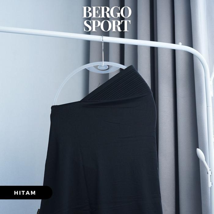Zain Collection Hijab Bergo Sport Jilbab Olahraga Pad Tebal Nyaman Panjang Depan 40 cm Belakang 60 c