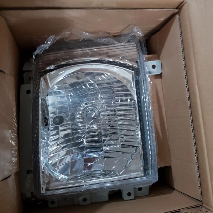lampu depan isuzu NMR71.kanan-kiri ori Best