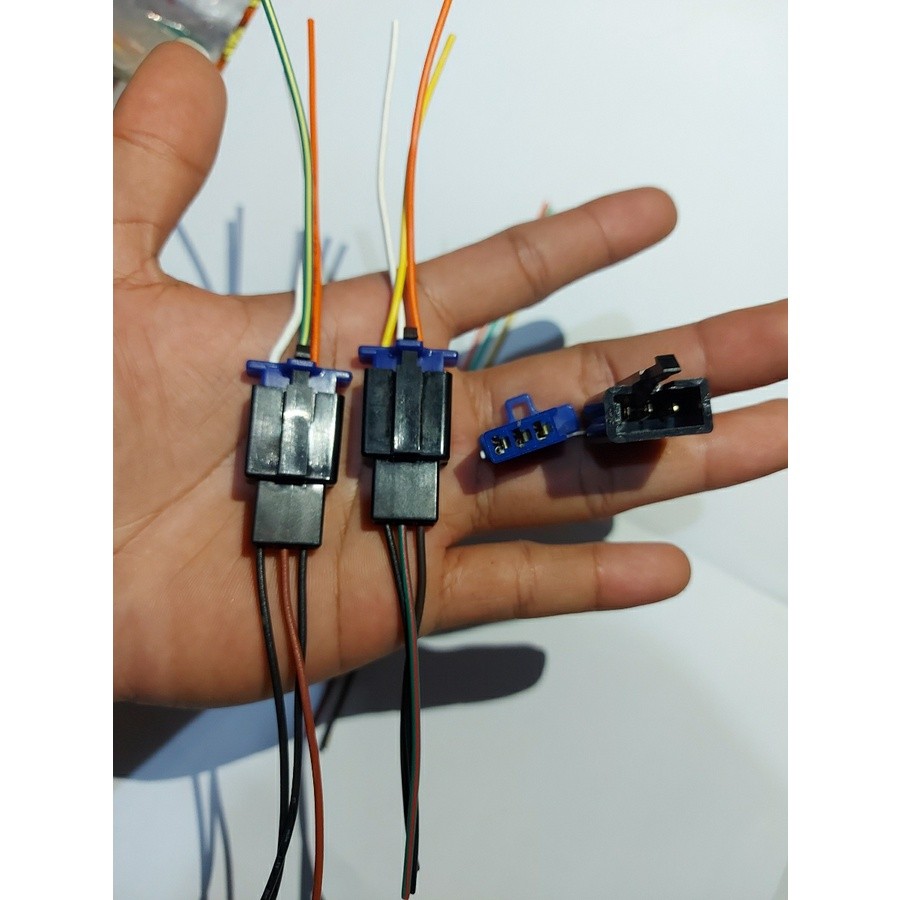KABEL SOKET SOCKET SAMBUNGAN PIN 3 KABEL 3 HITAM SEN SEIN FITING SOKET MOTOR UNIVERSAL LAMPU KABEL