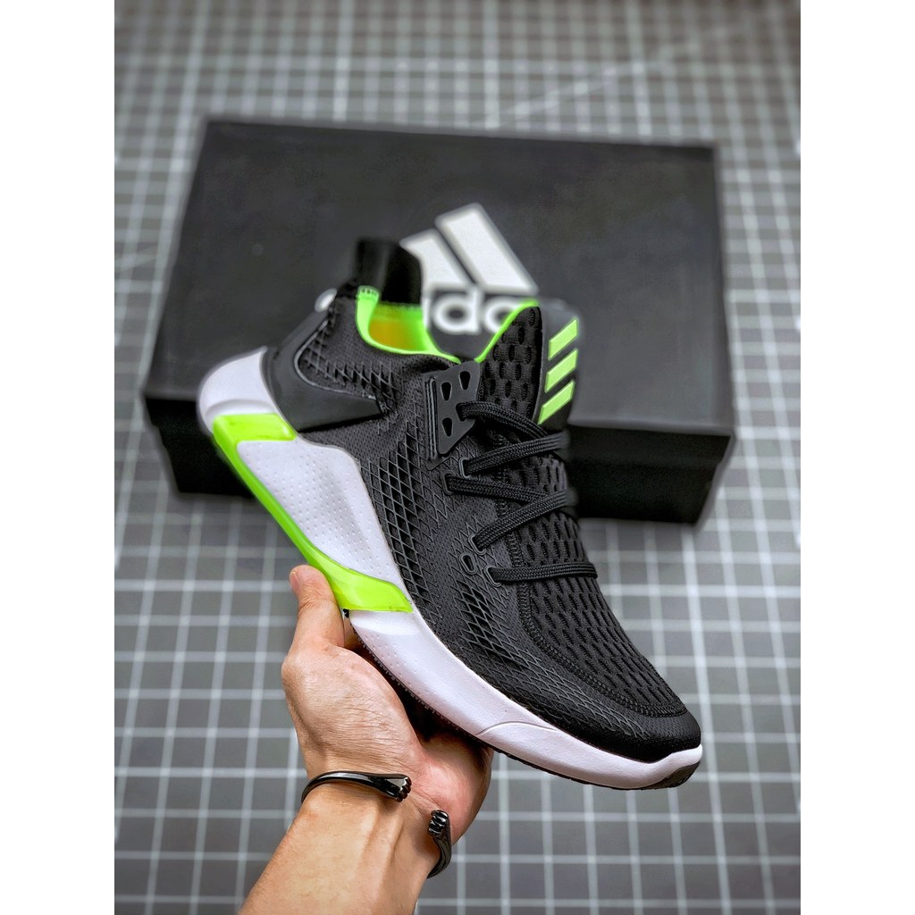 Alphabounce edge xt 
Sepatu olahraga pria dan wanita baru Alpha Out 3