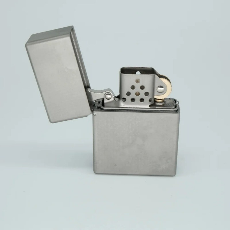 All Titanium Case Lighter Titanium, Embedded Retro Oil Lighter, Cool Outdoor EDC, Cigarette Accessor