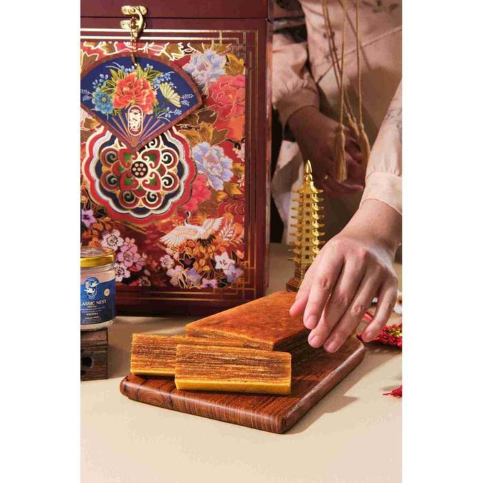 Fú - NYONYA WALET CHINESE NEW YEAR PREMIUM HAMPERS - SARANG WALET - Daily Nest