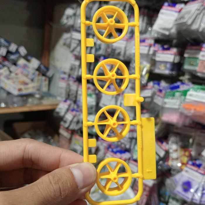 TAMIYA VELG MEDIUM 6 SPOKE / SPIRAL ORIGINAL LOSSEKIT