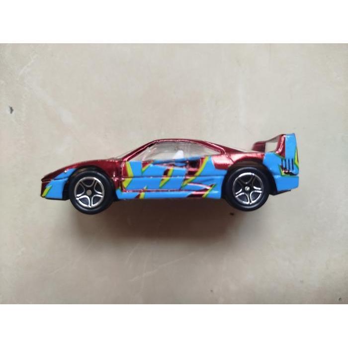 0282 MAINAN DIECAST LOOSE  MATCHBOX - FERRARI F40 / TREASURE PRODUCT SLEEK PAINT