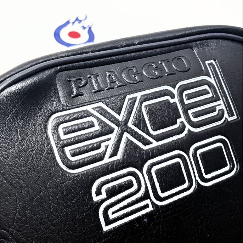 cover jok vespa Excel 200