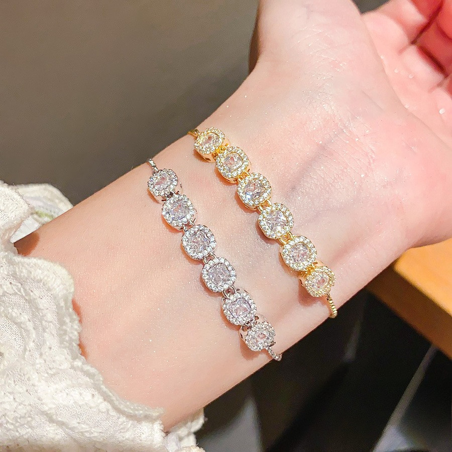 Gelang Zirkon Persegi Gelang Kristal Temperamen Gelang Serut Berlian