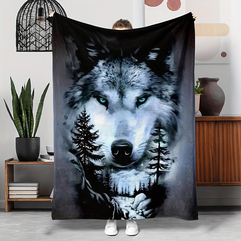Vintage Wolf Print Flannel Throw Blanket Hypoallergenic & Tear-Resistant All-Season Quilted Polyeste