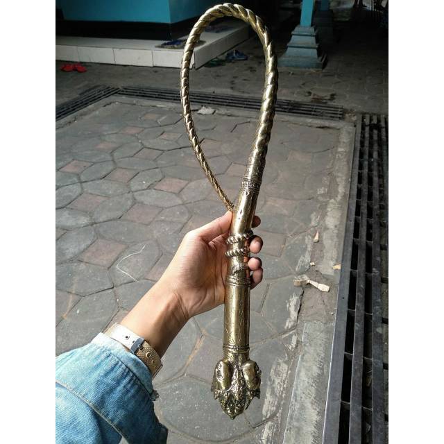 Cemeti trimurti Kuningan mhr 175rb kode krn044780