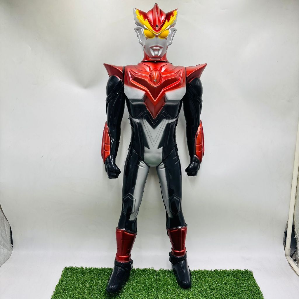 BESAR - Mainan Robot Ultraman Baterai - Rbt UltramanT65CM