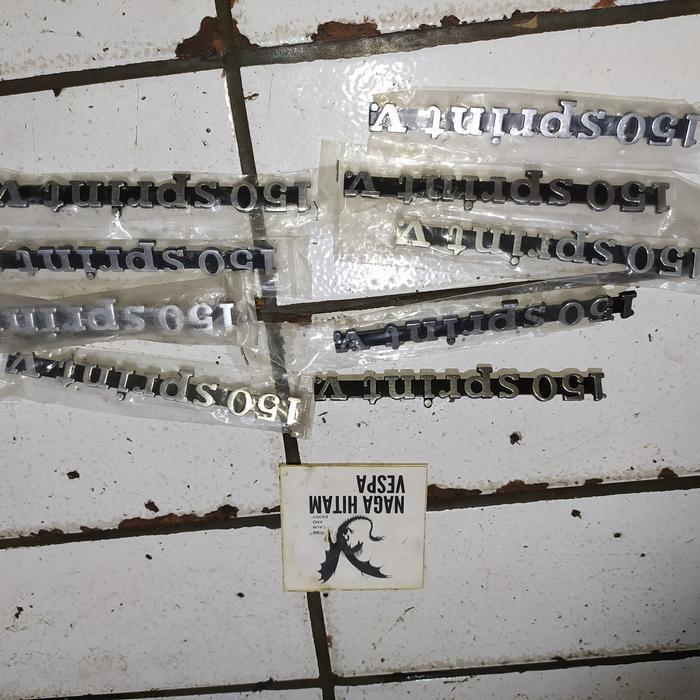 emblem Vespa sprint V nos Vespa Sprint Veloce