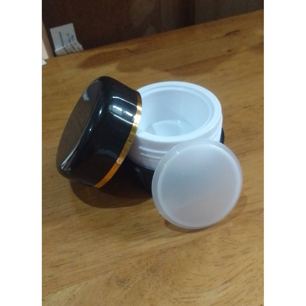 Pot cream 12.5gr Hitam List gold