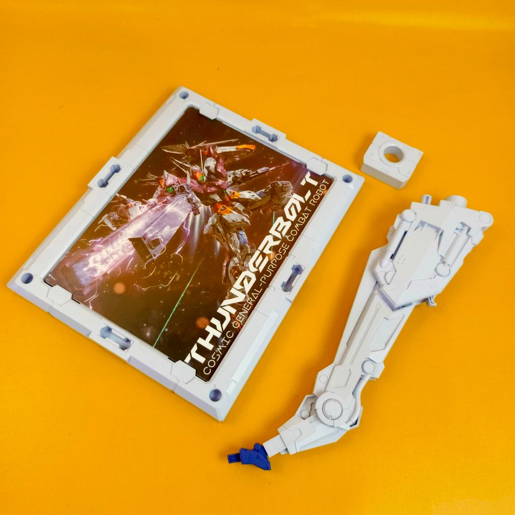 MG 1/100 IN ERA X INFINITR DIMENSION THUNDERBOLT STAND BASE ACTION BASE NOT HG RG BANDAI