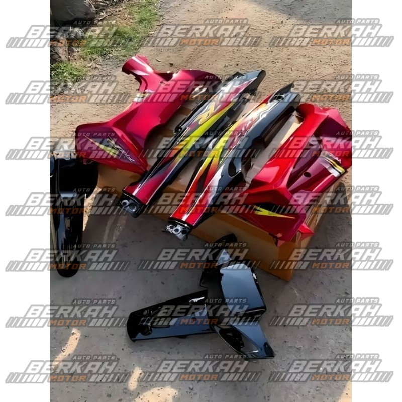 Paket hemat body halus fullset Yamaha fizr sporty merah maroon hitam slebor depan fiz r