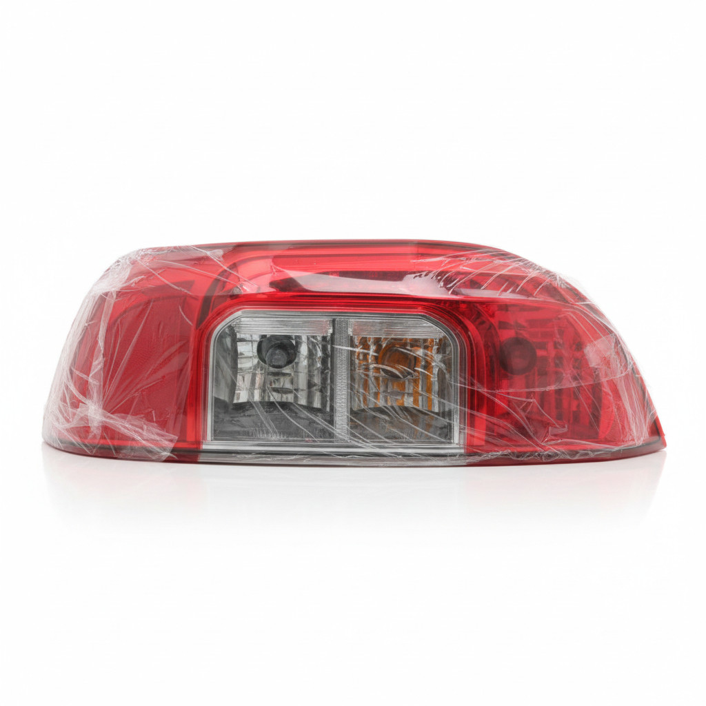 Navara Np300 D23 stop lamp lampu rem belakang Nissan China