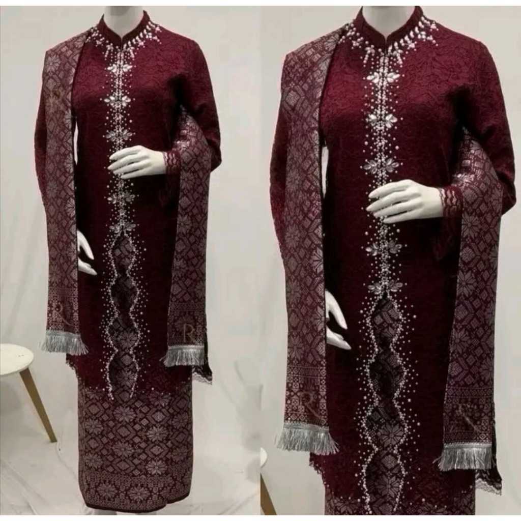 free hijab /  Setelan kebaya brukat Payet Yura / kebaya Modern / kebaya ibu besan / kebaya ibu besan