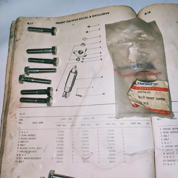 Baut Shock Depan Vespa PX Excel PXE Corsa ORI Nos
