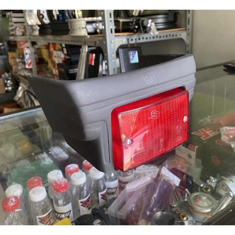 bemper bumper belakang vespa sr bologna rep kualitas bagus