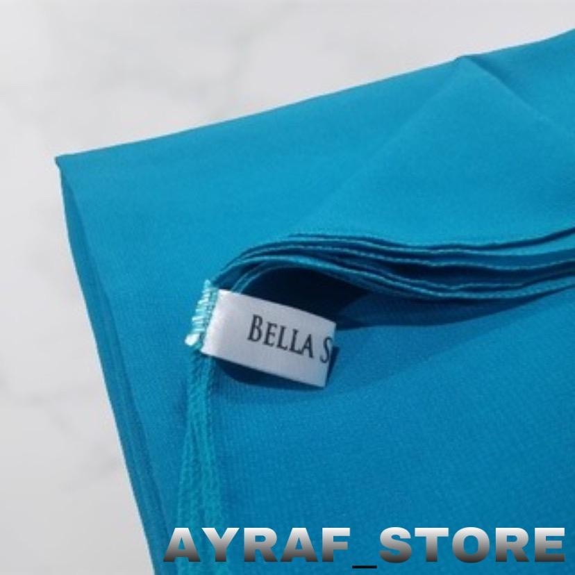 KERUDUNG HIJAB SEGIEMPAT BELLA SQUARE SIZE 115x115 BAHAN POLLYCOTTON TEPI DI JAHIT NECI WARNA BIRU D